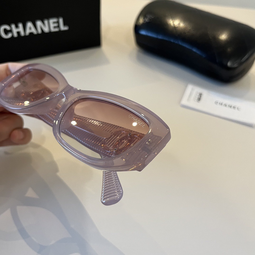 chanel--Sunglasses