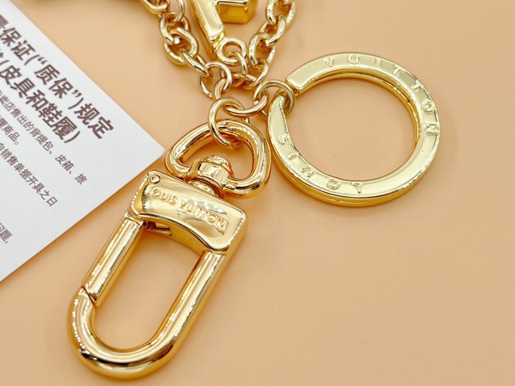Small pendant