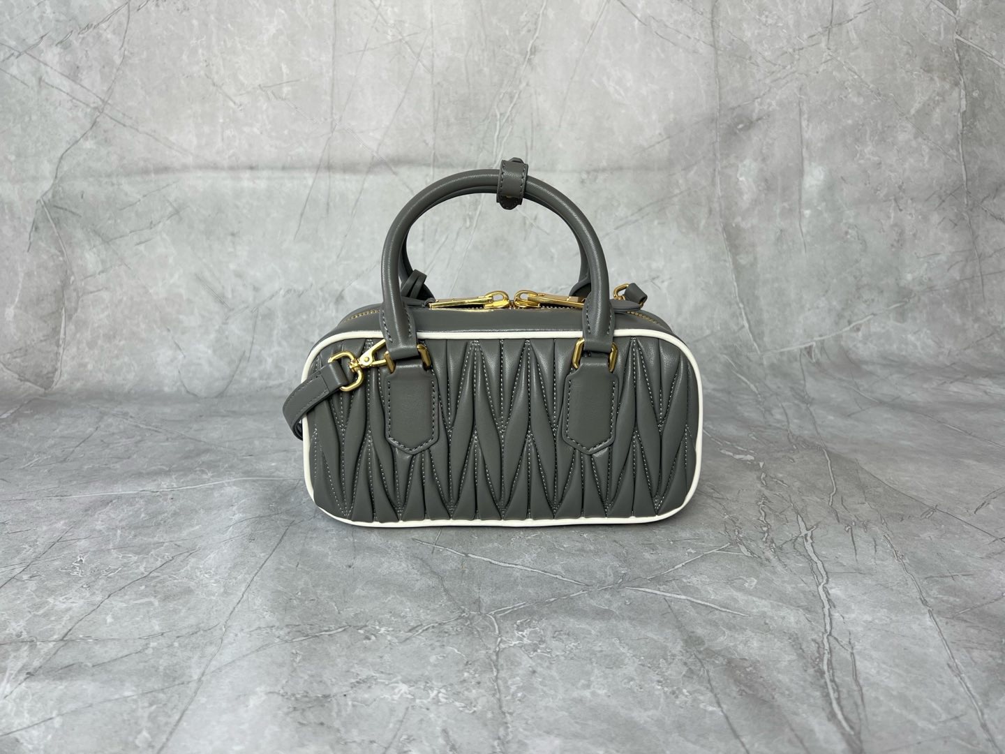 miumiu