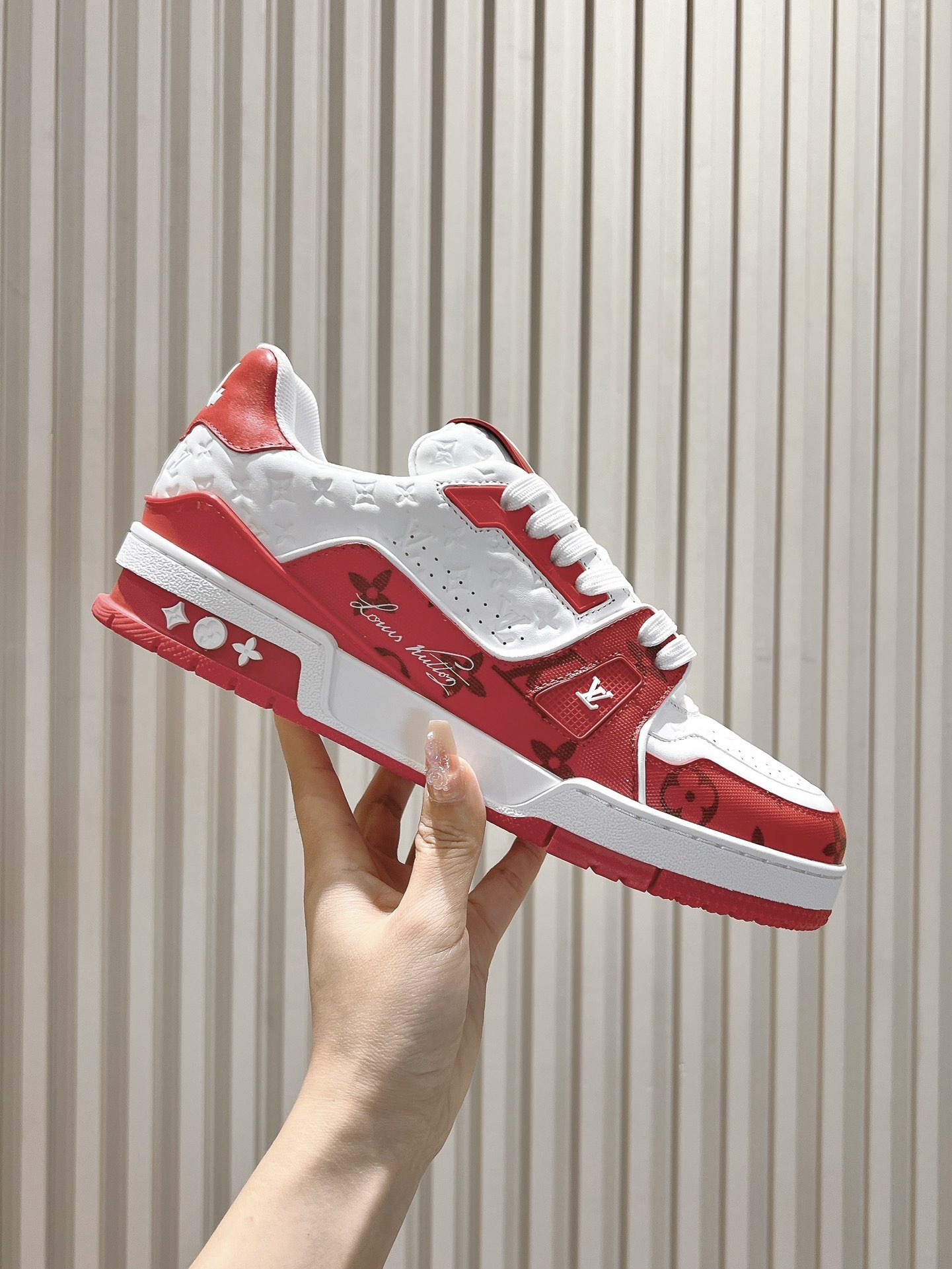 Men's shoes