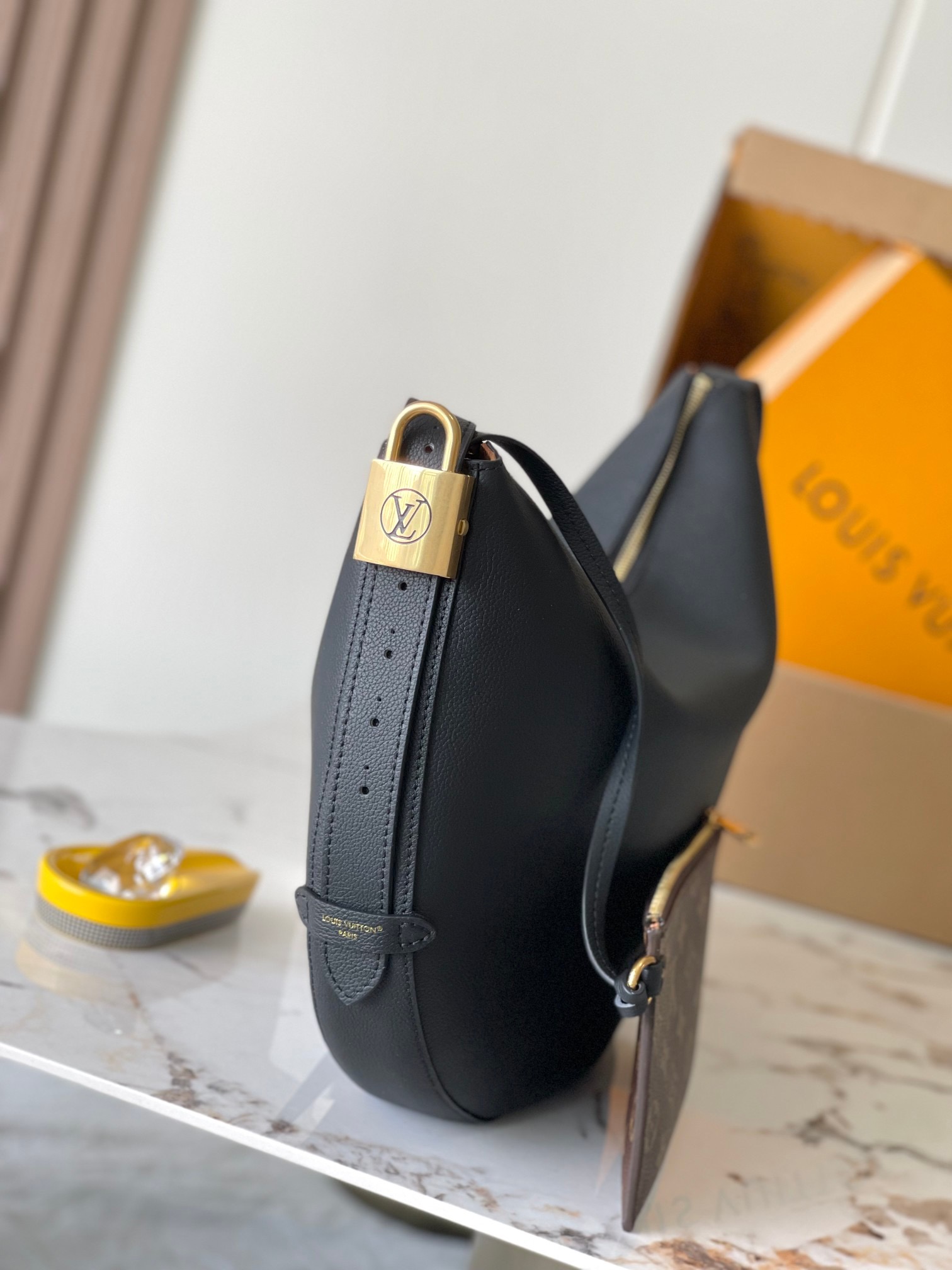 lv
