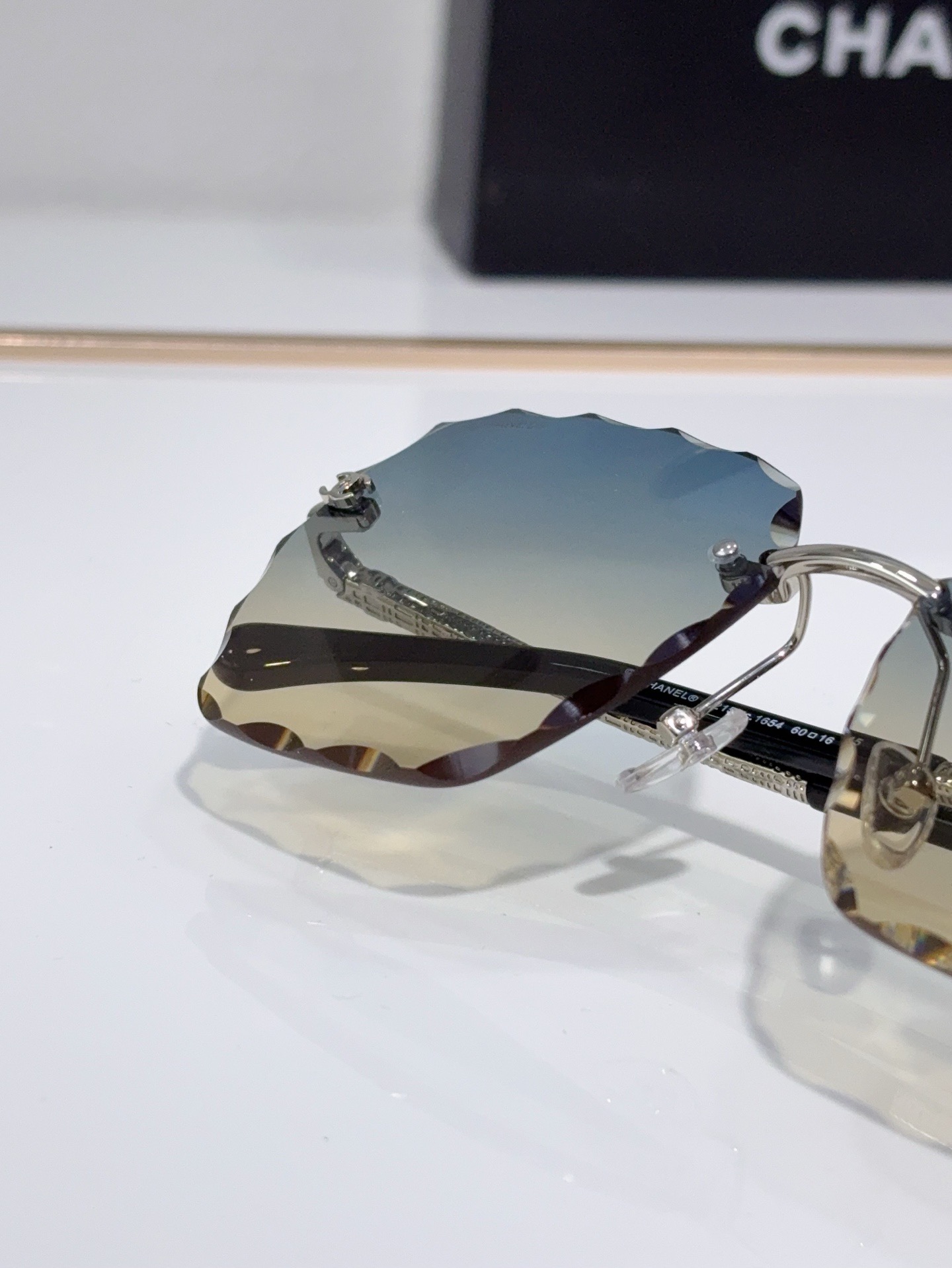 chanel-Sunglasses