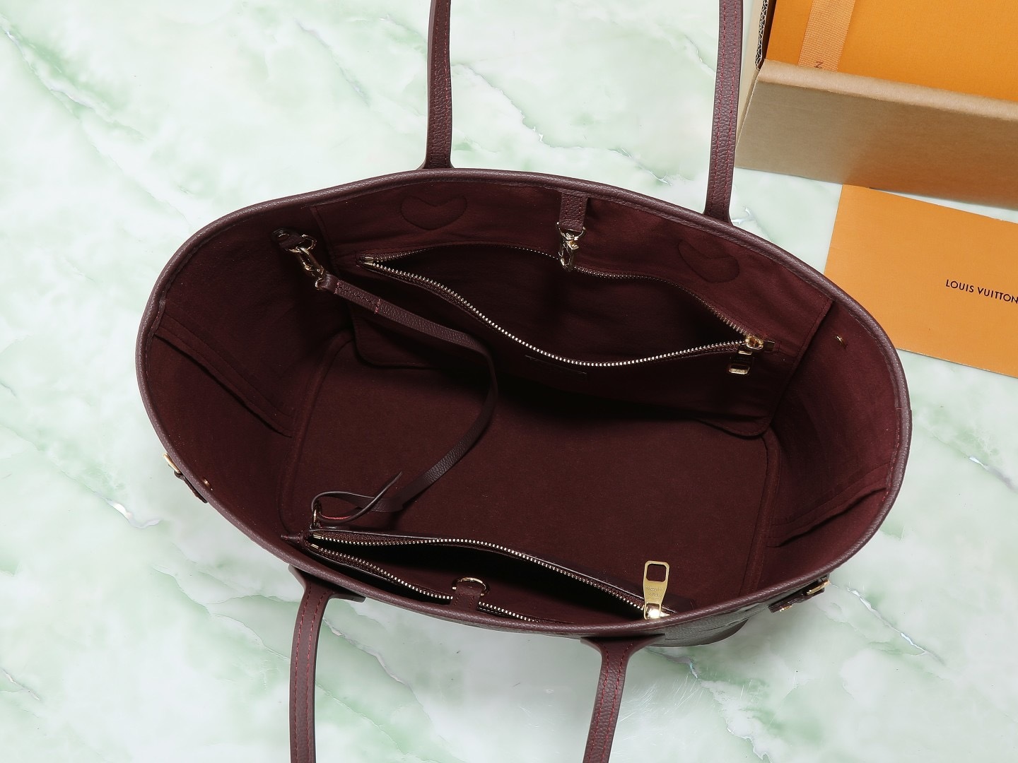 lv