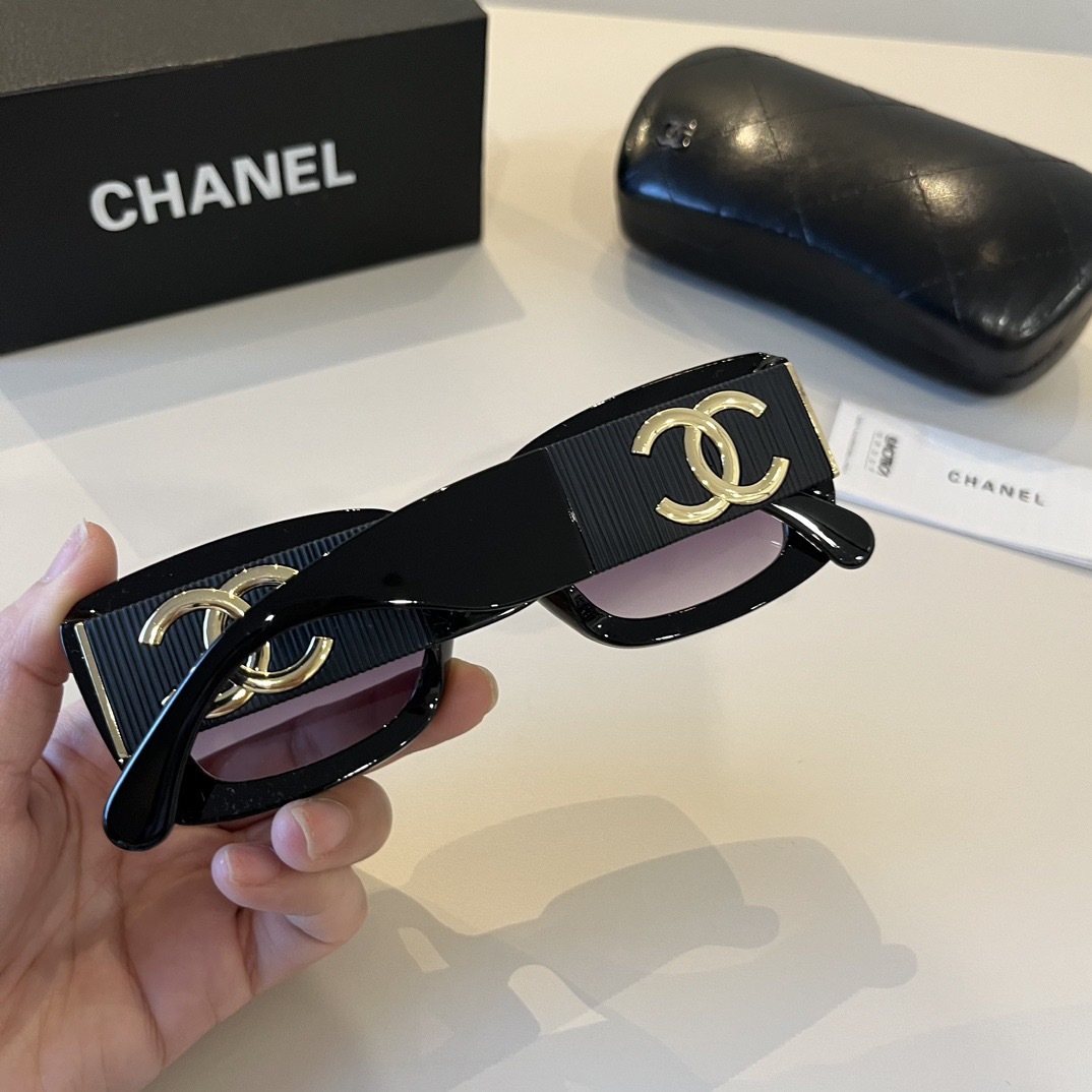 chanel--Sunglasses