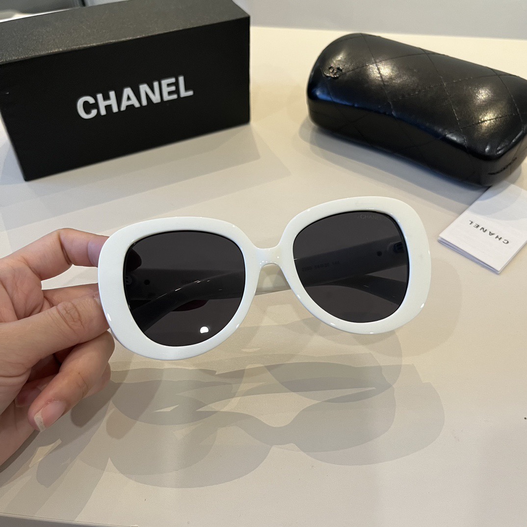chanel--Sunglasses