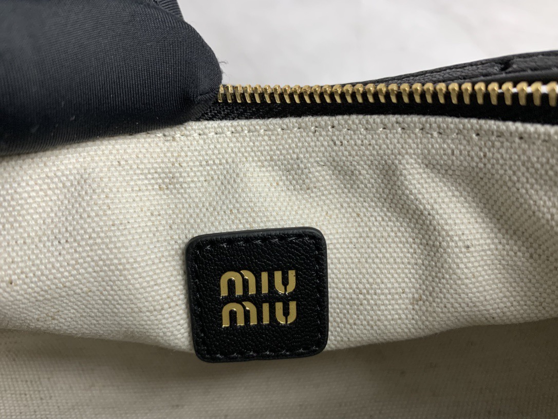miumiu