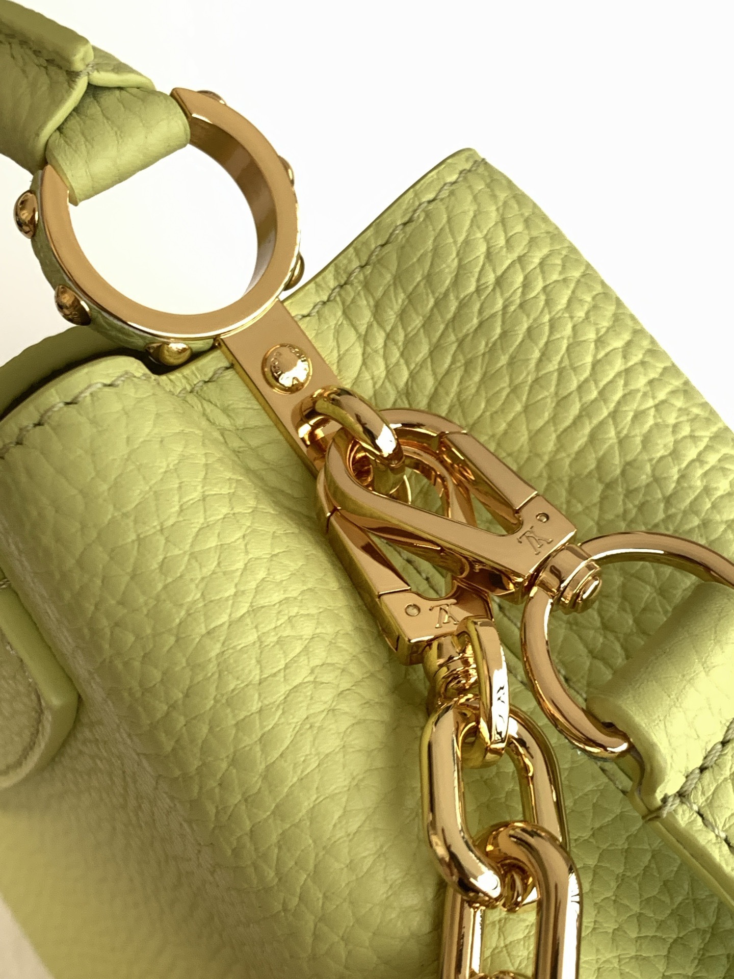 lv