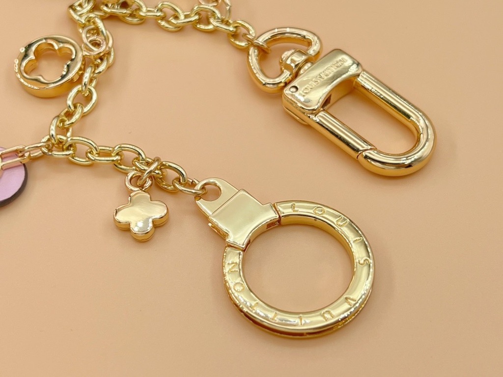 Small pendant