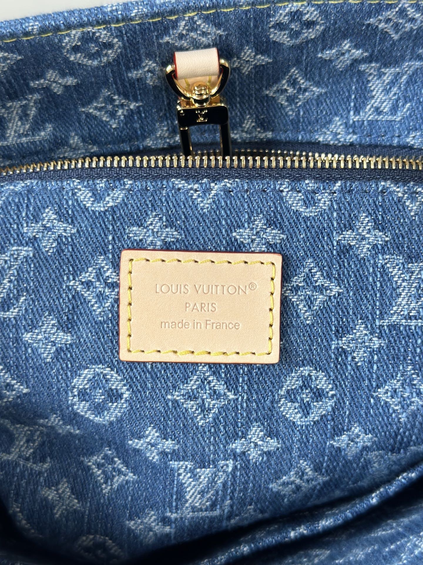 lv