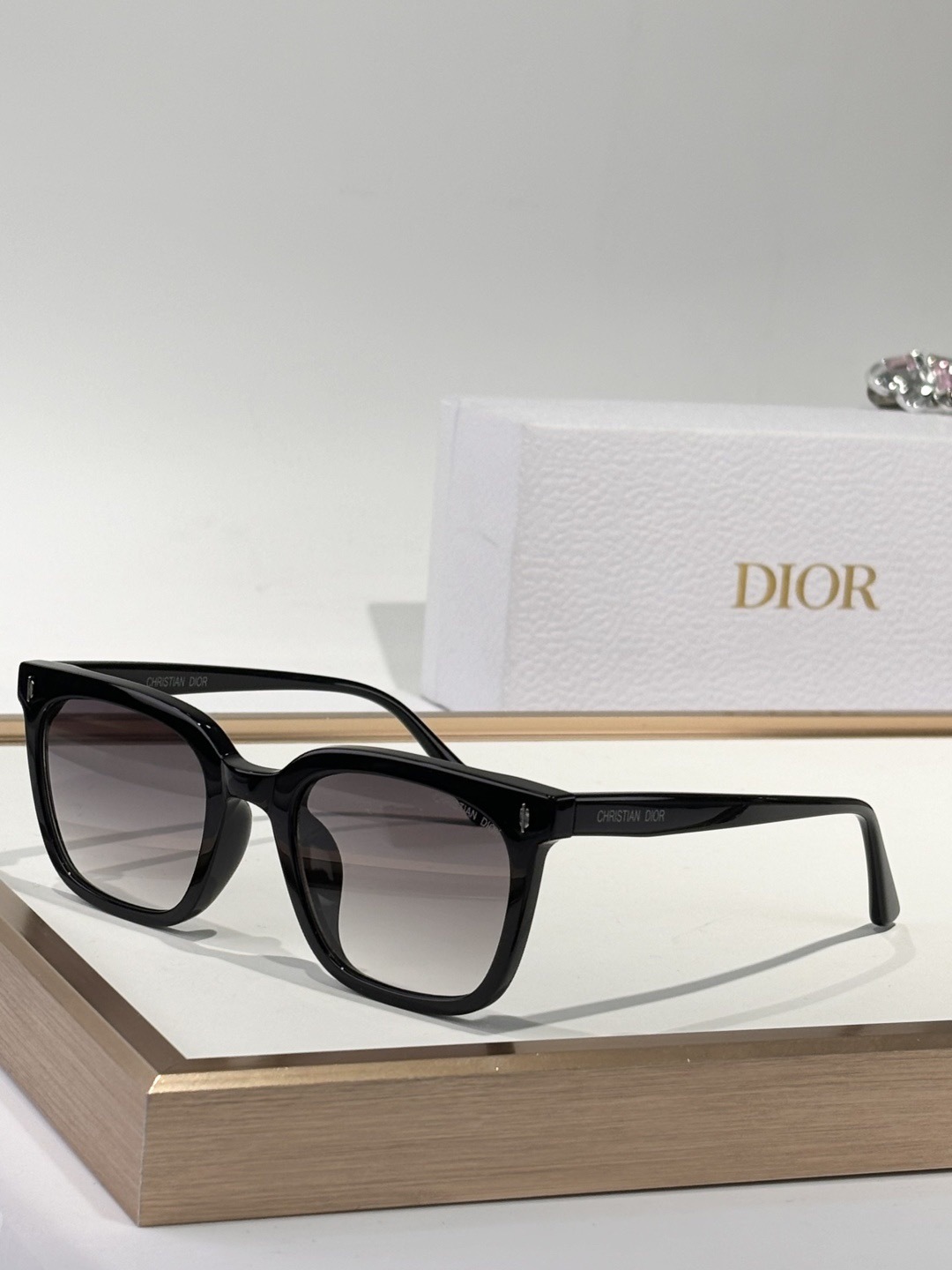 dior-sunglasses
