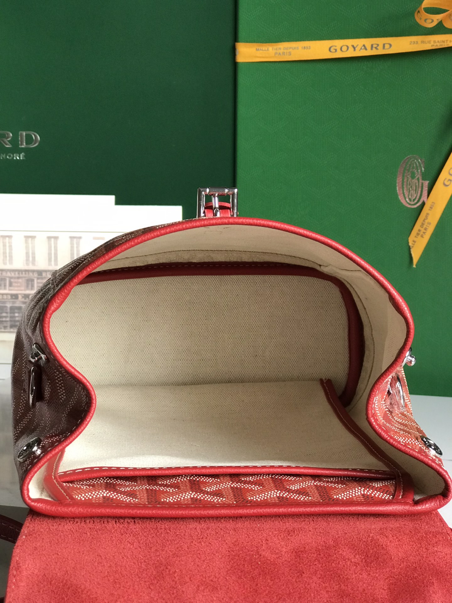   Goyard
