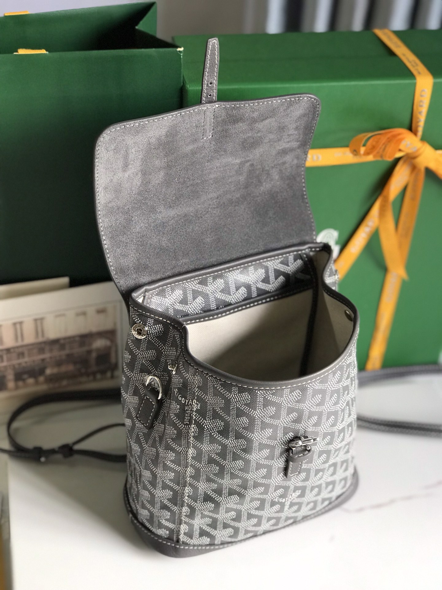   Goyard
