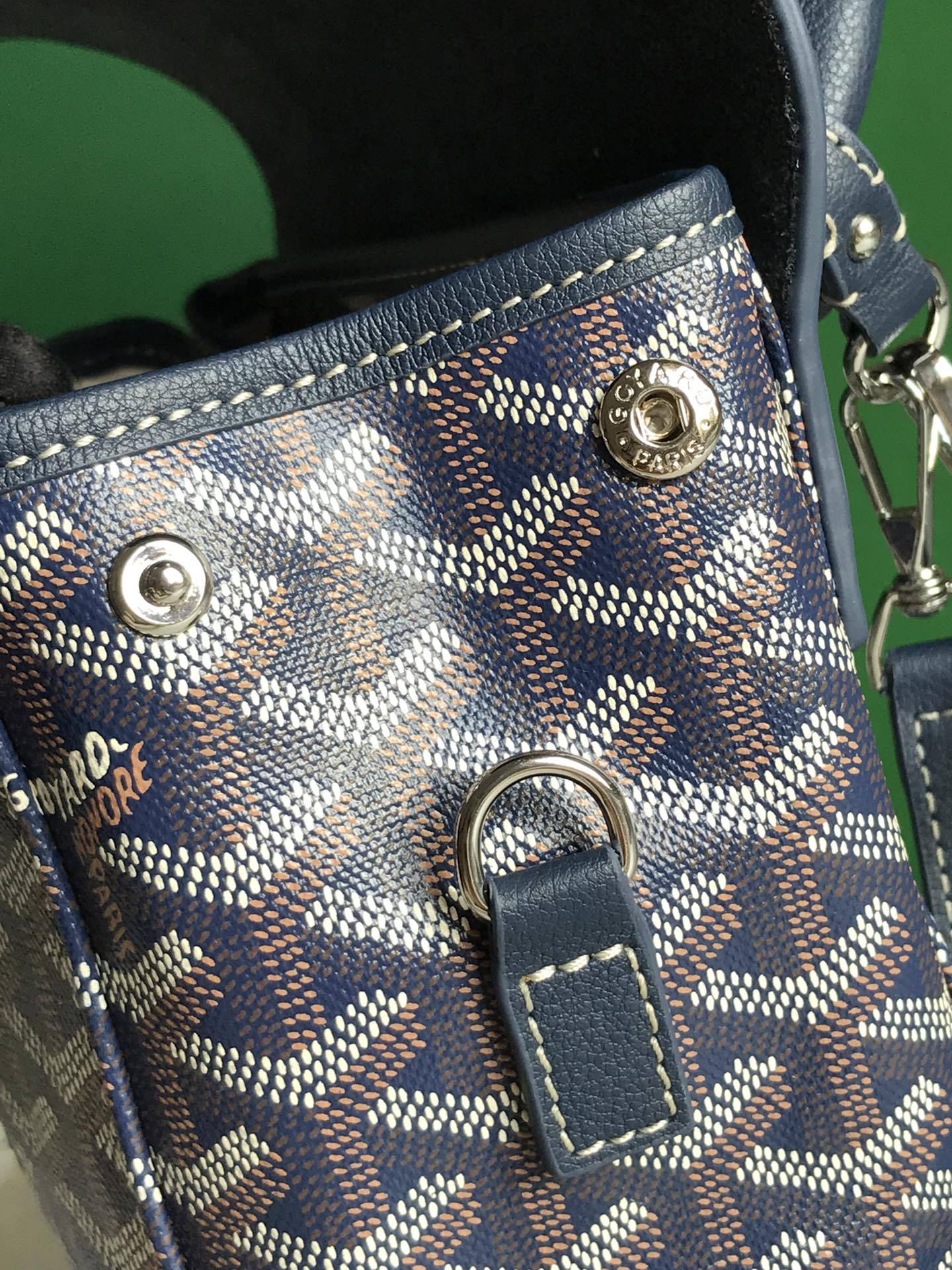   Goyard