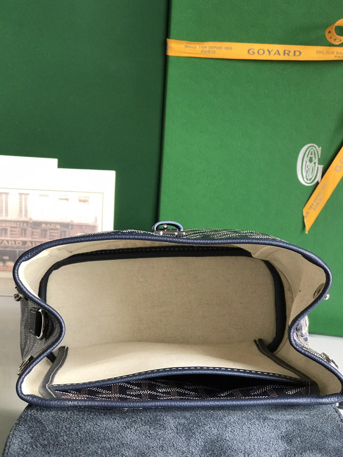   Goyard