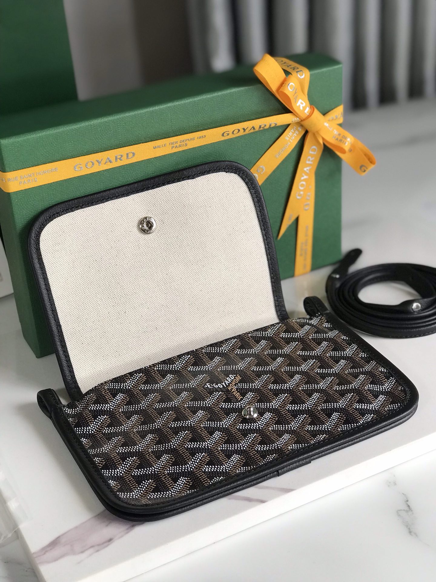   Goyard