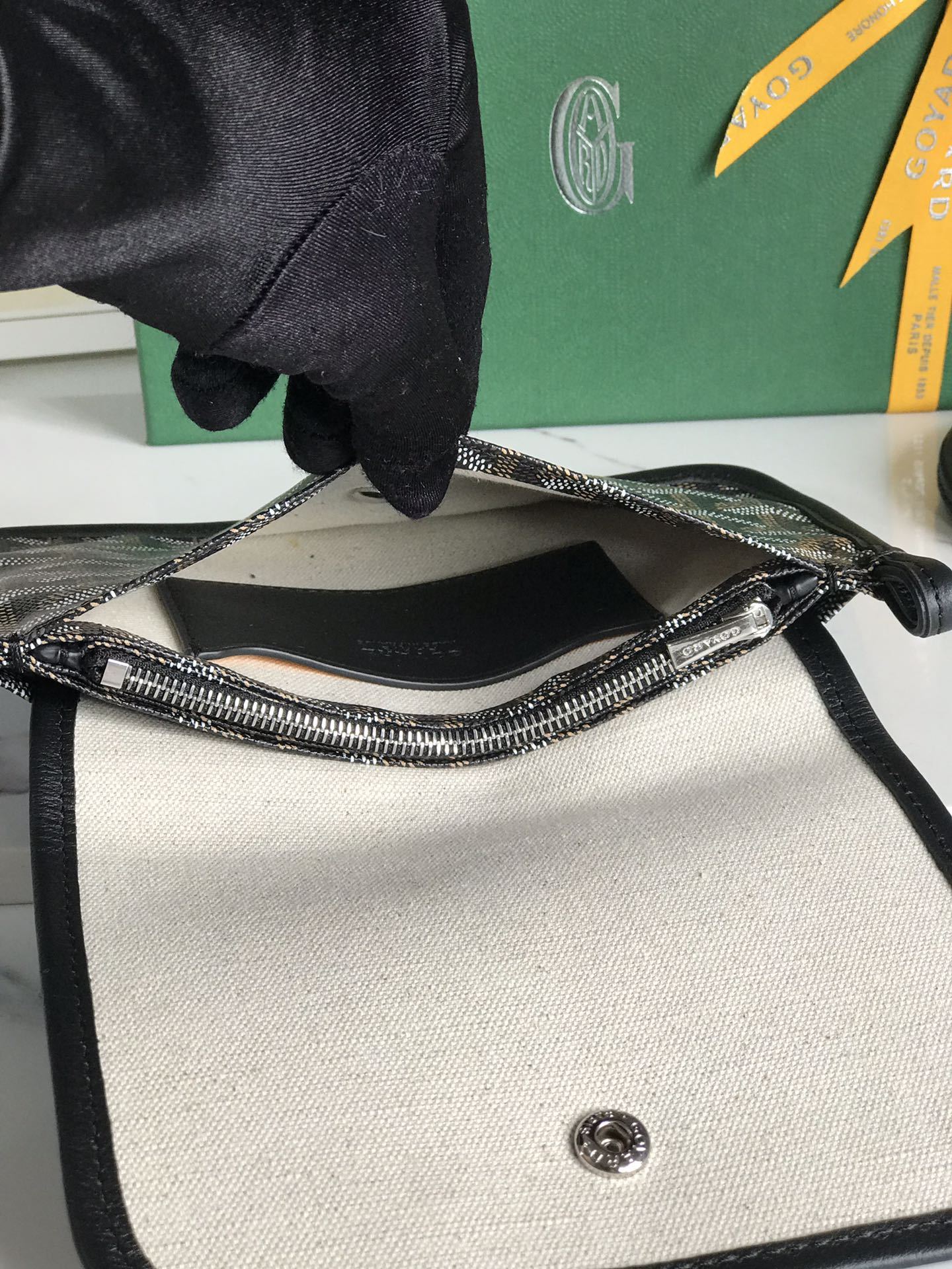   Goyard