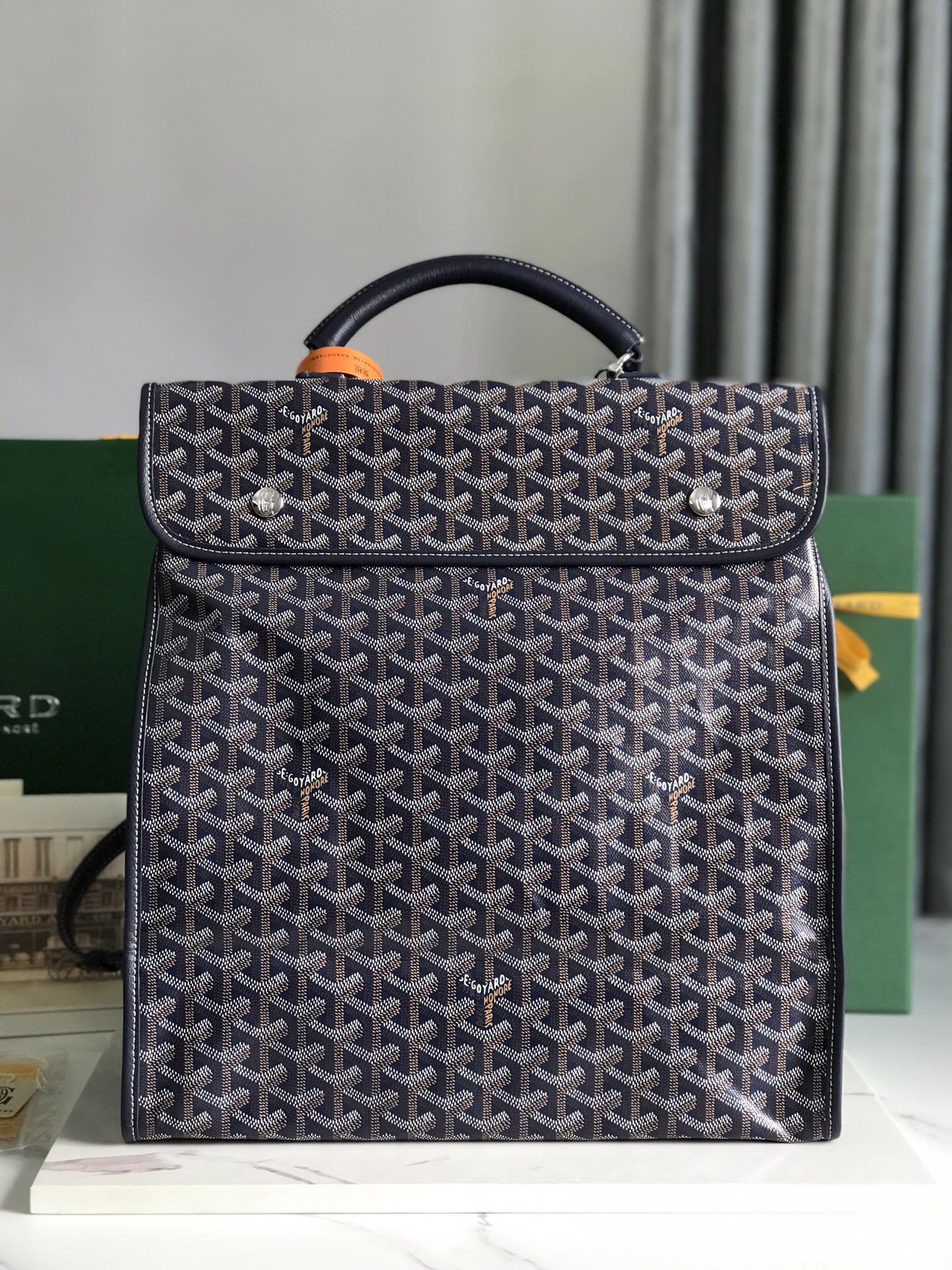   Goyard