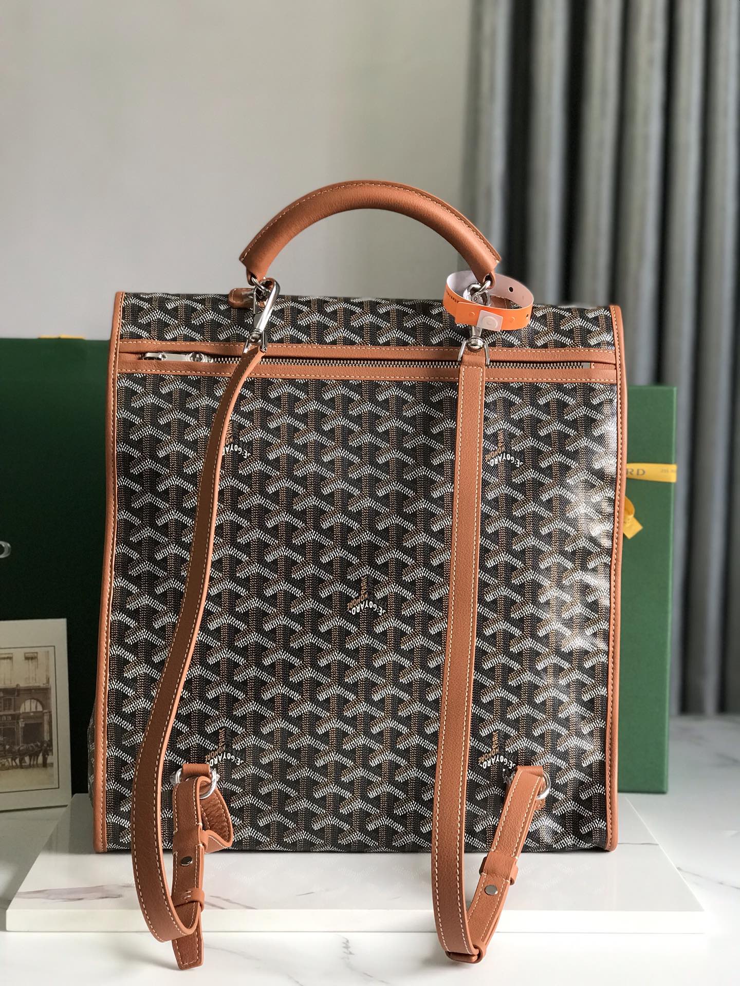   Goyard