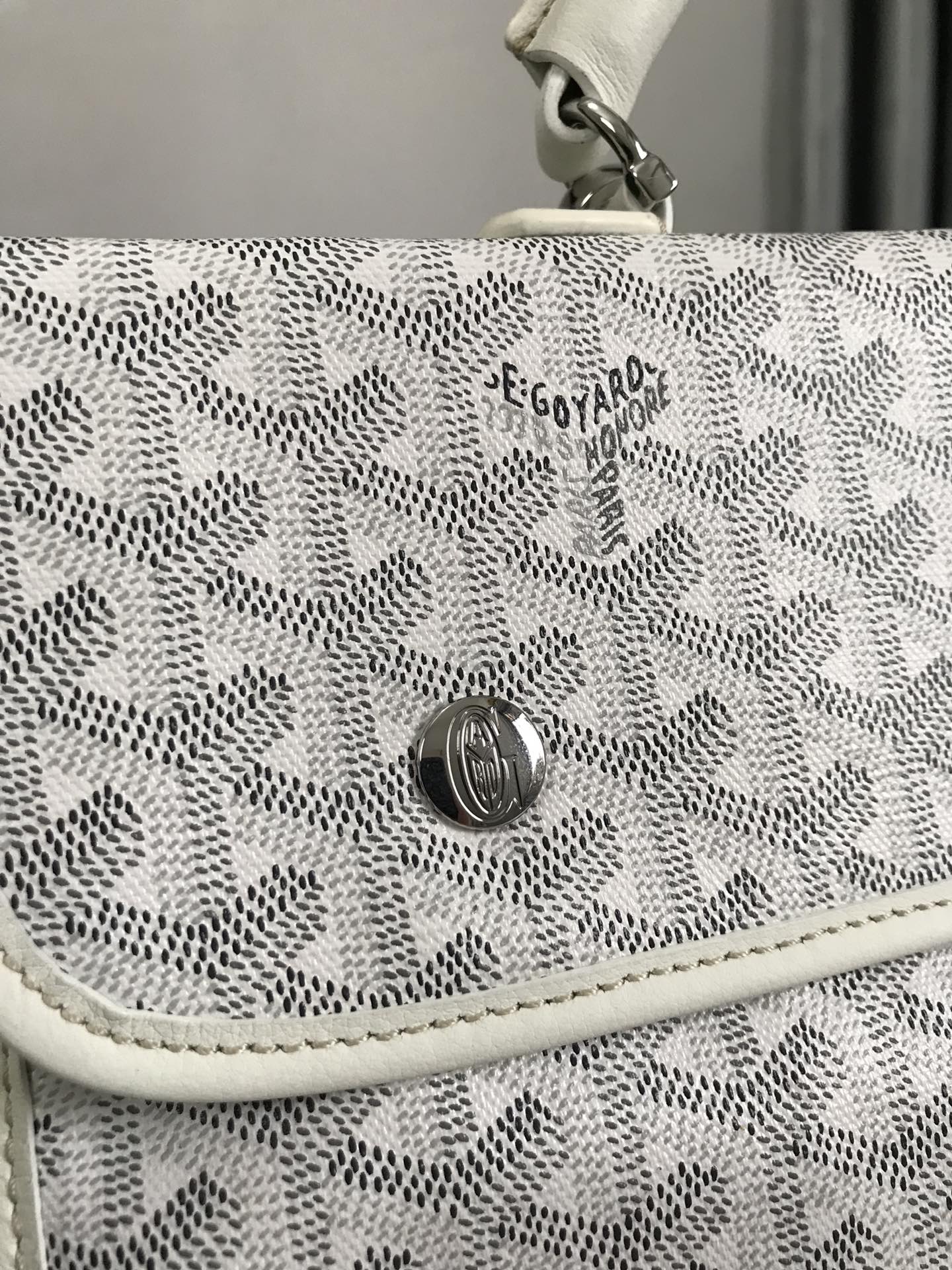   Goyard