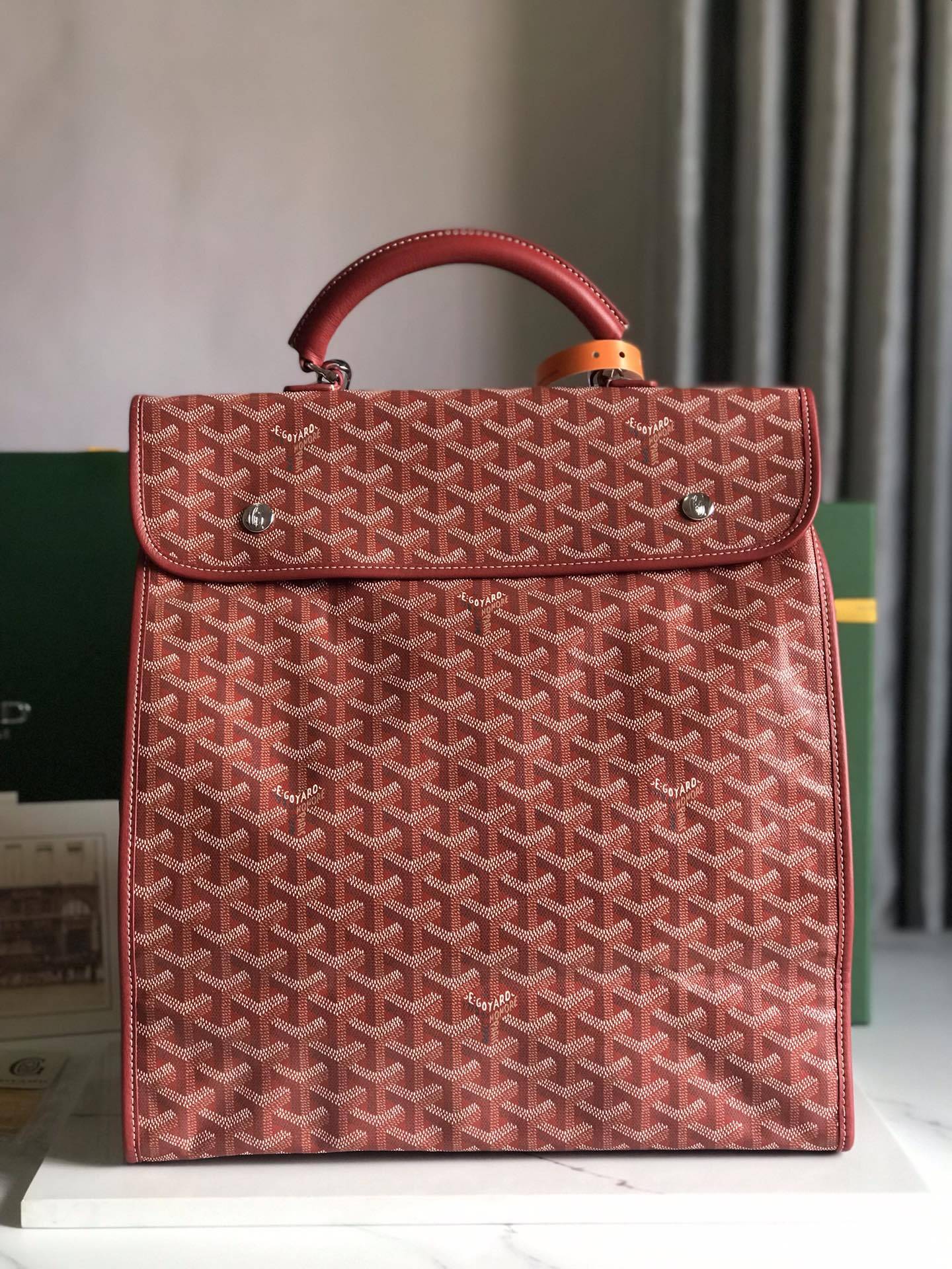   Goyard