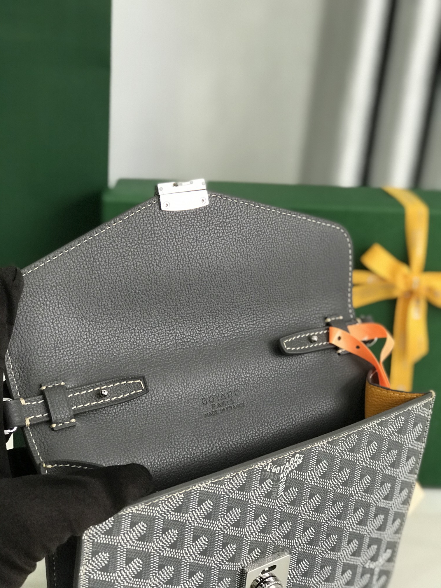  Goyard