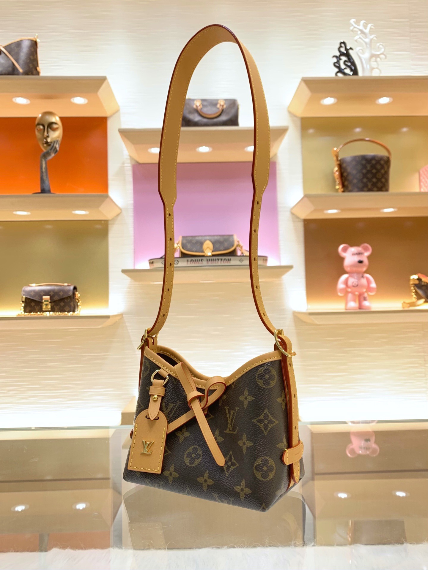 lv