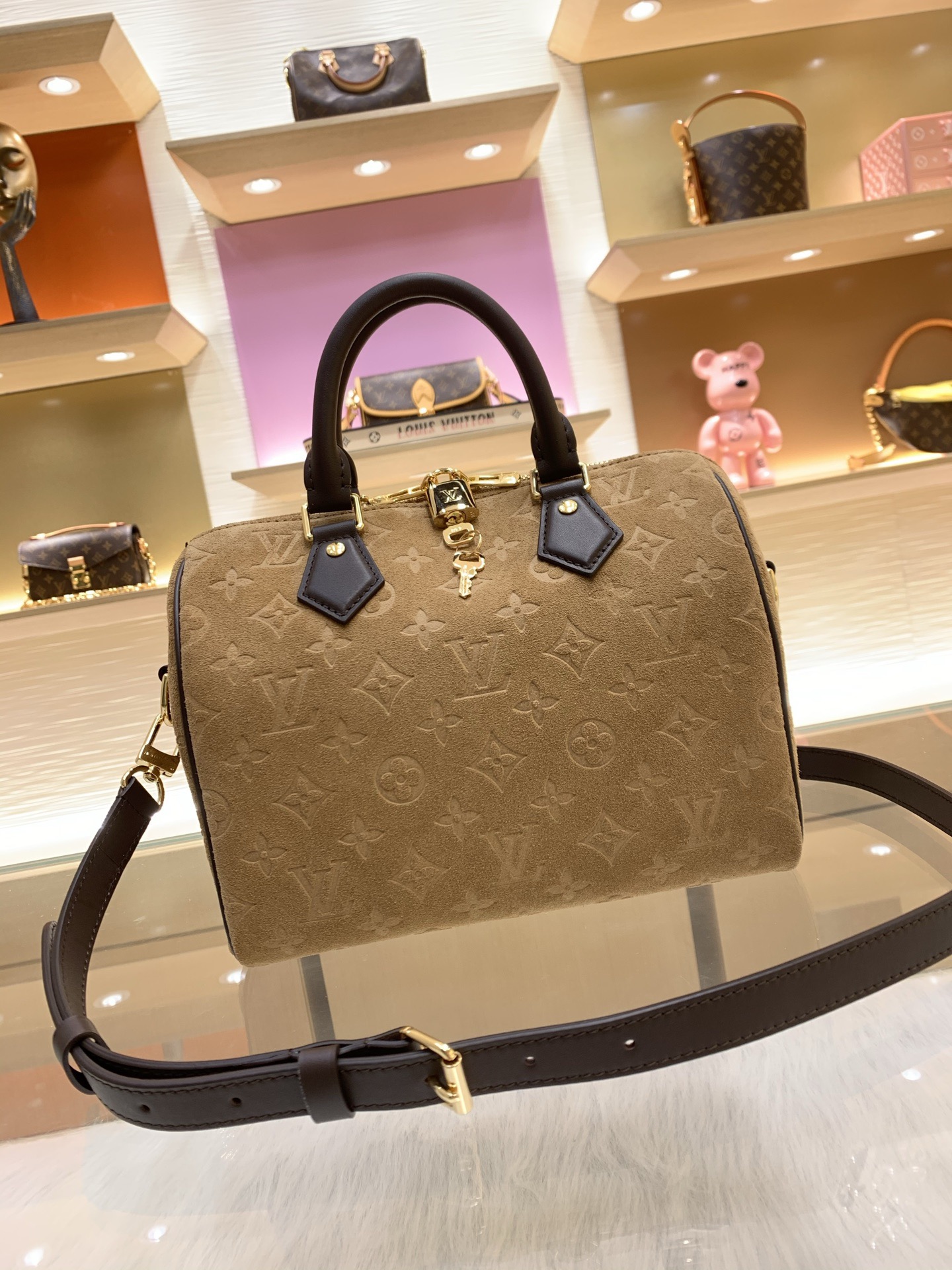 lv