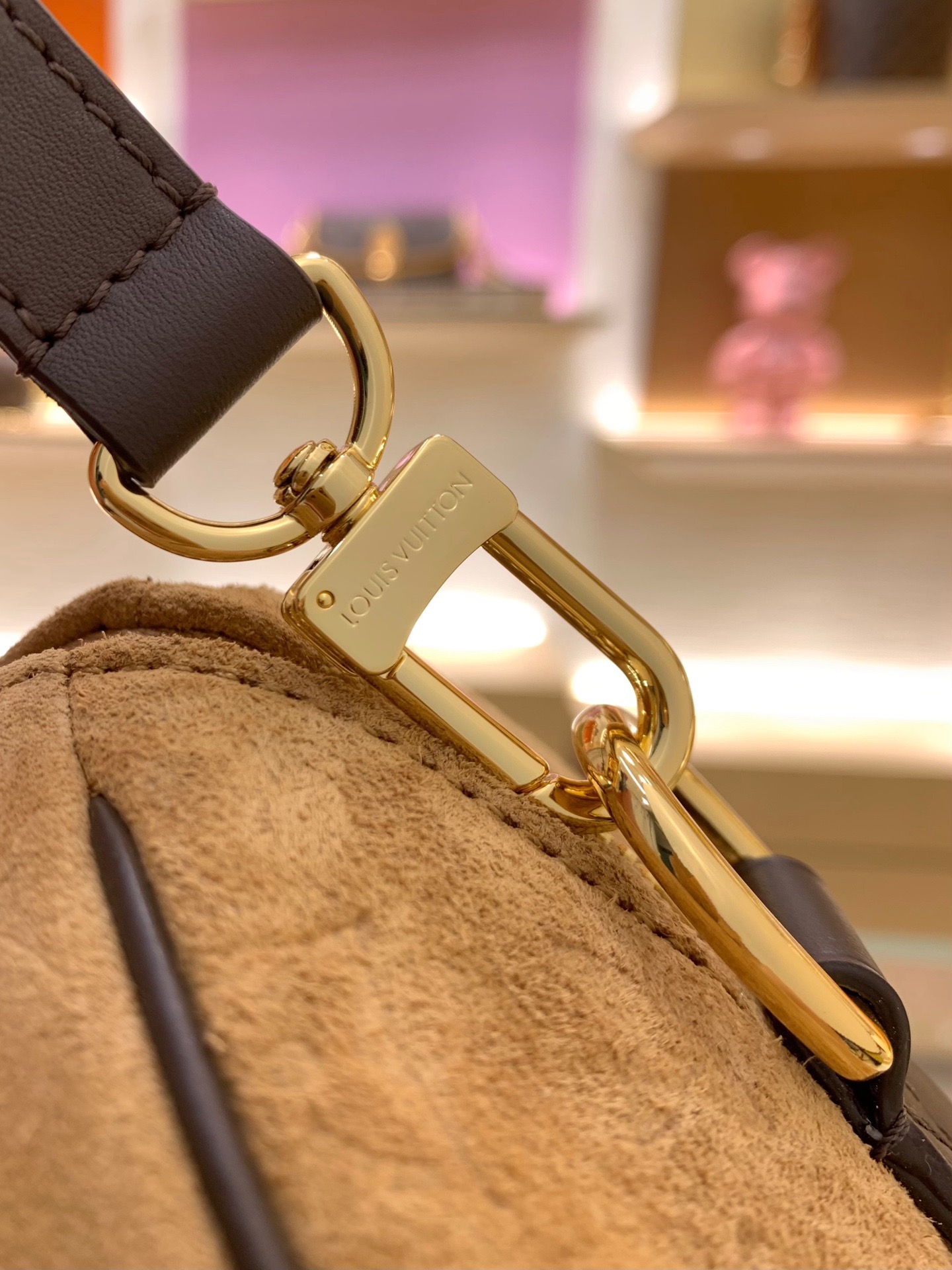 lv