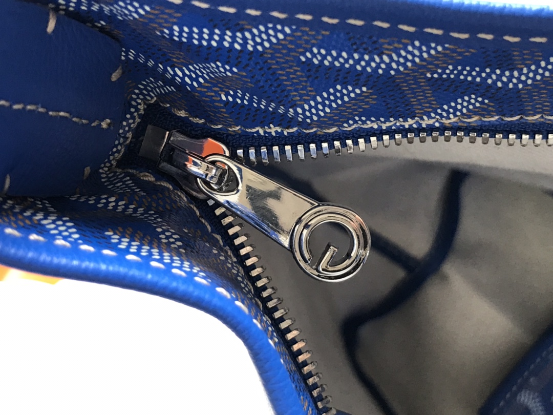   Goyard