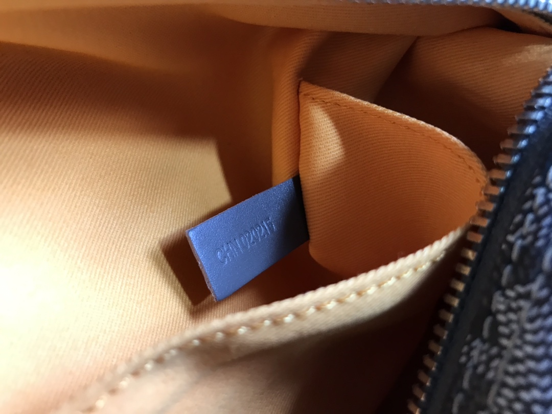  Goyard