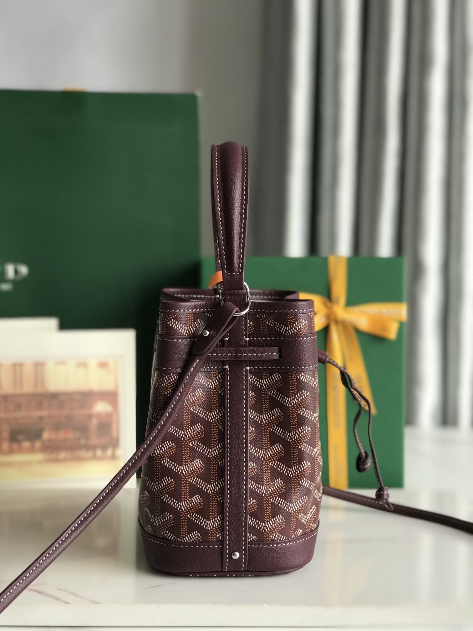    Goyard
