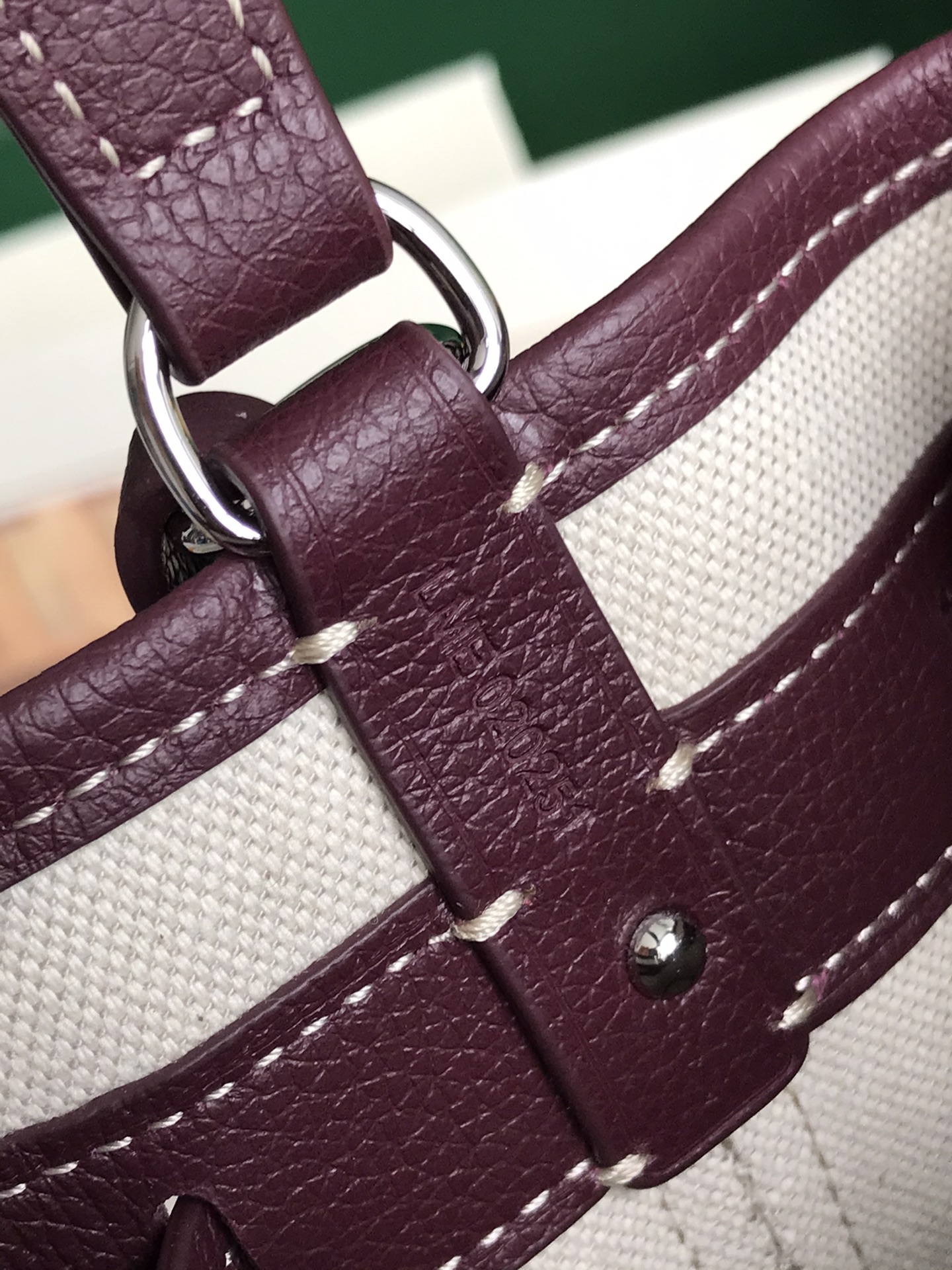    Goyard