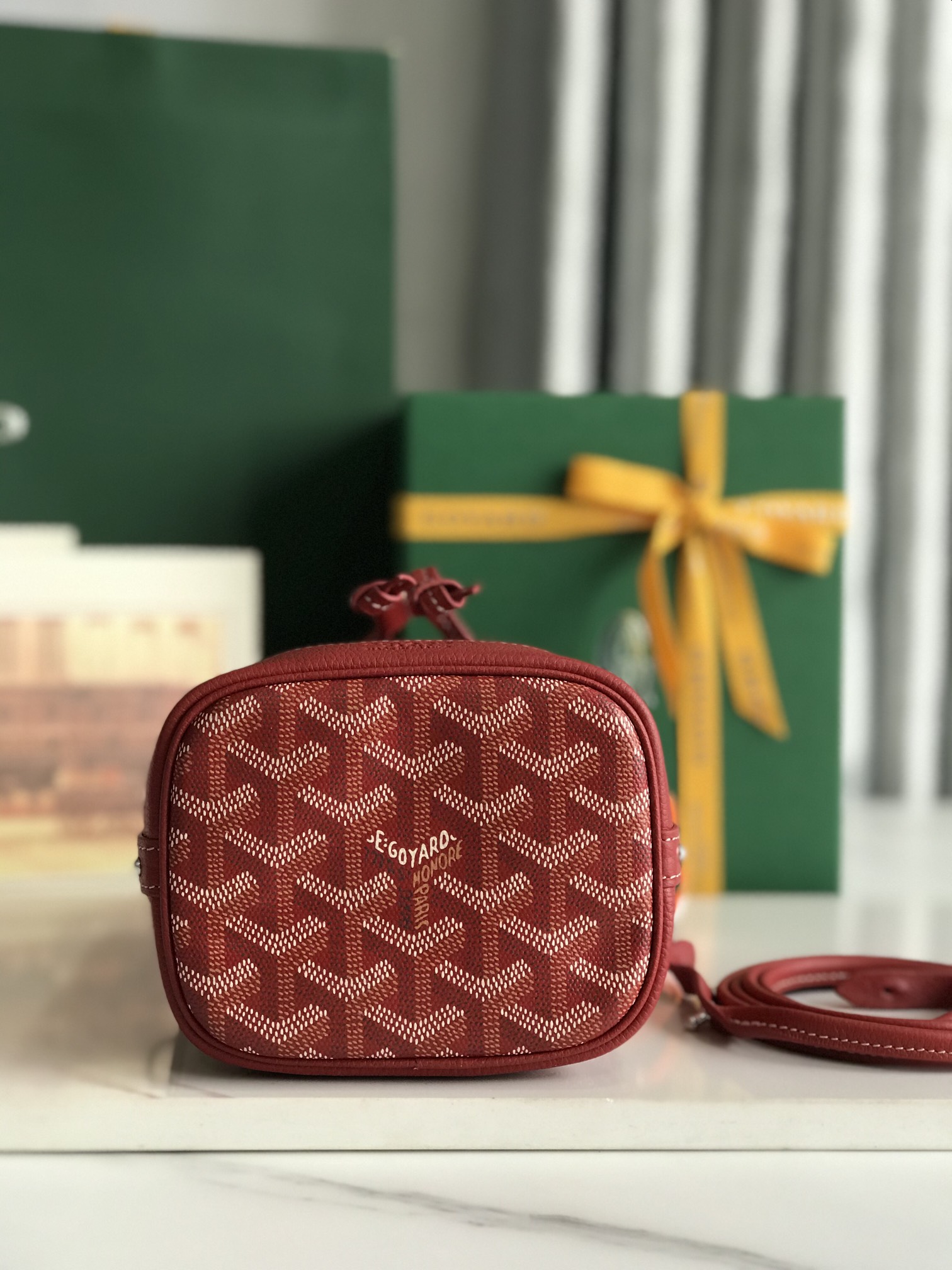    Goyard