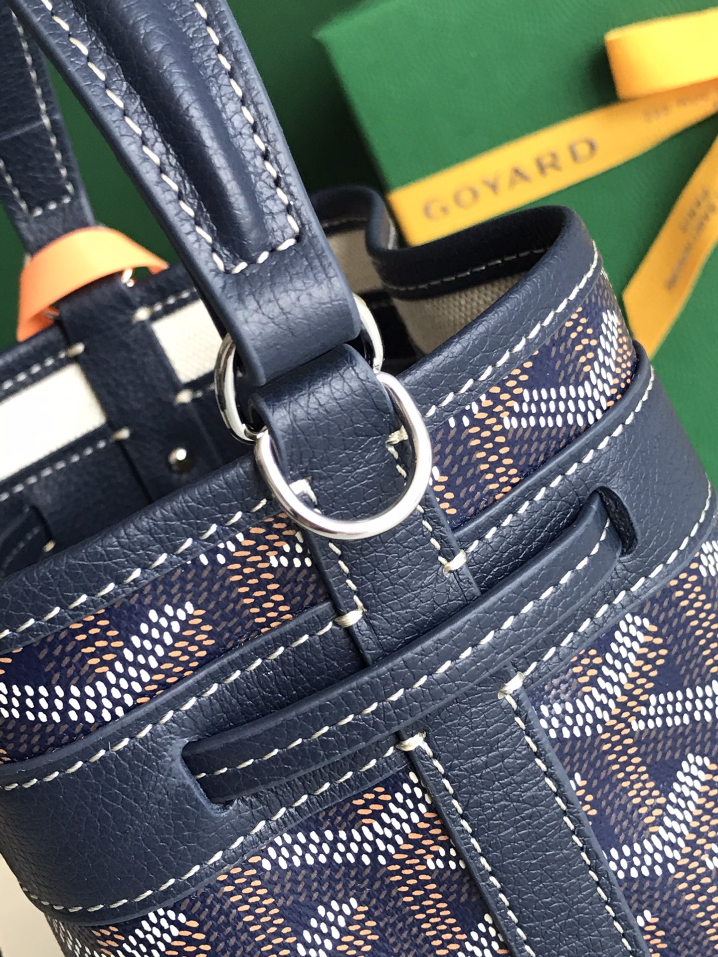  Goyard