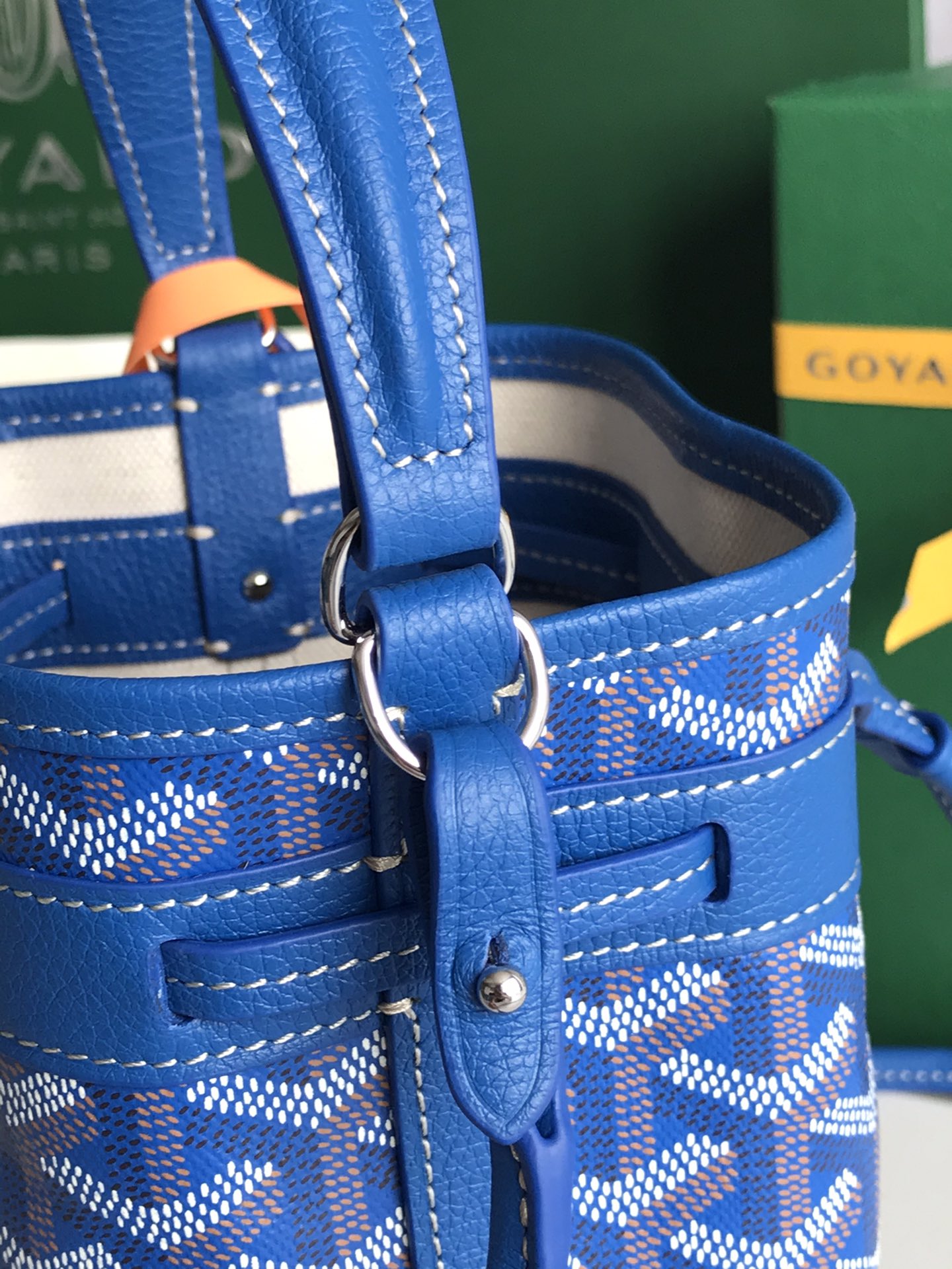  Goyard
