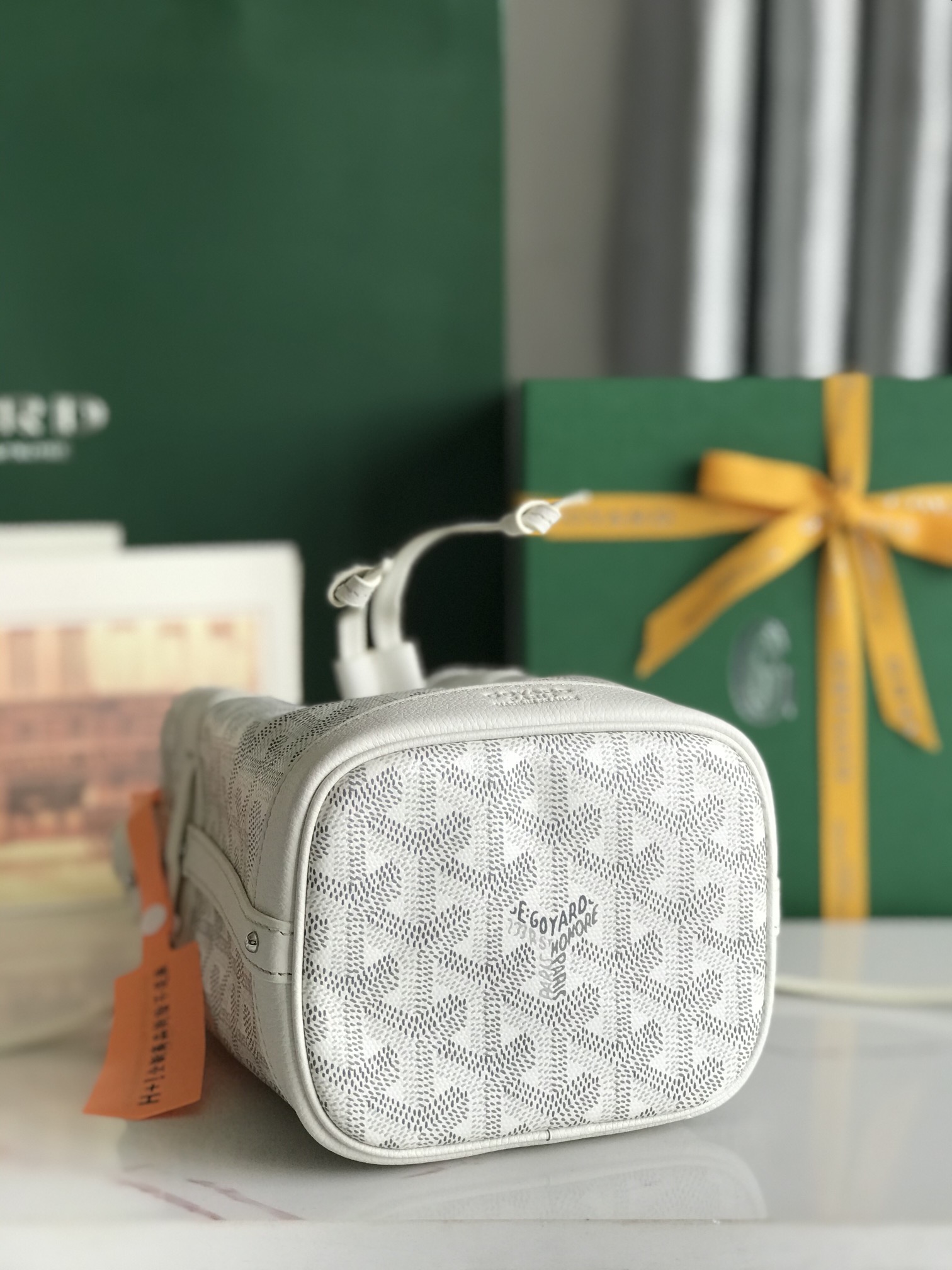    Goyard
