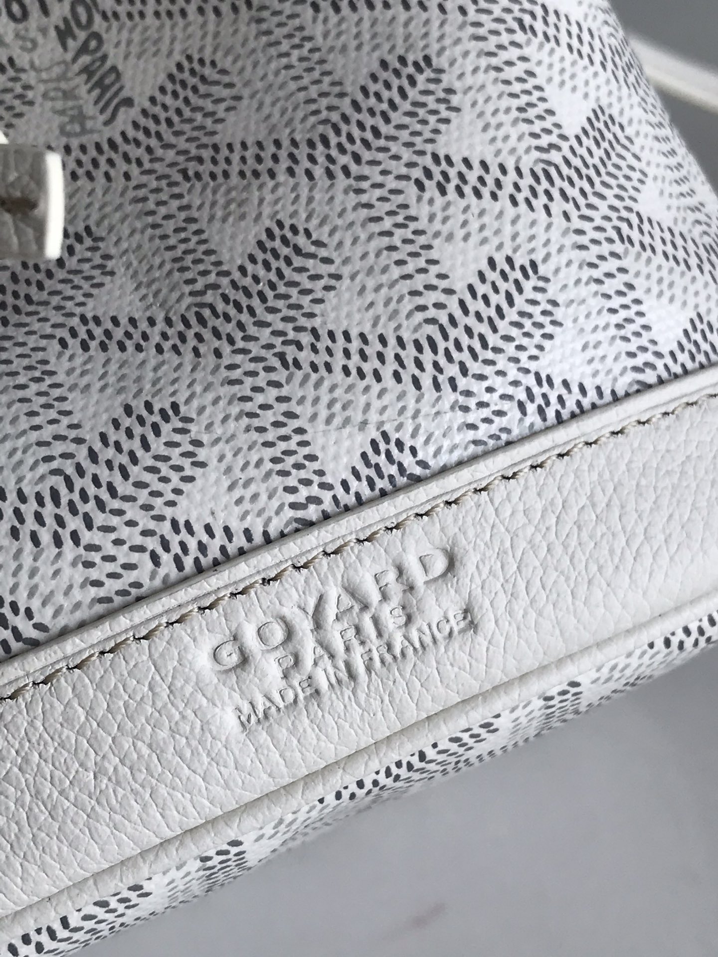    Goyard