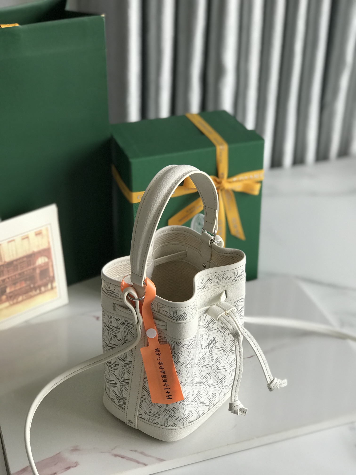    Goyard