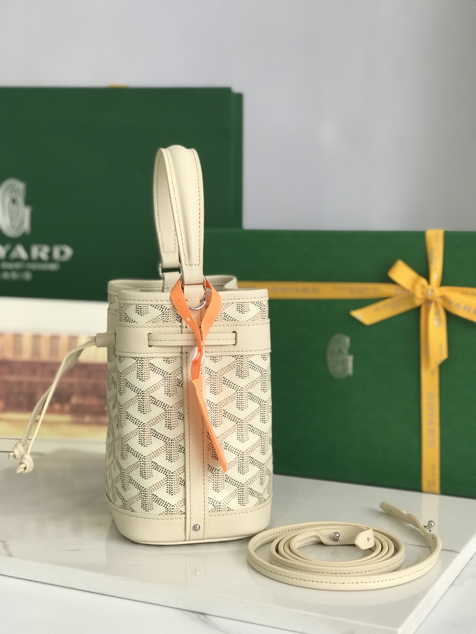    Goyard