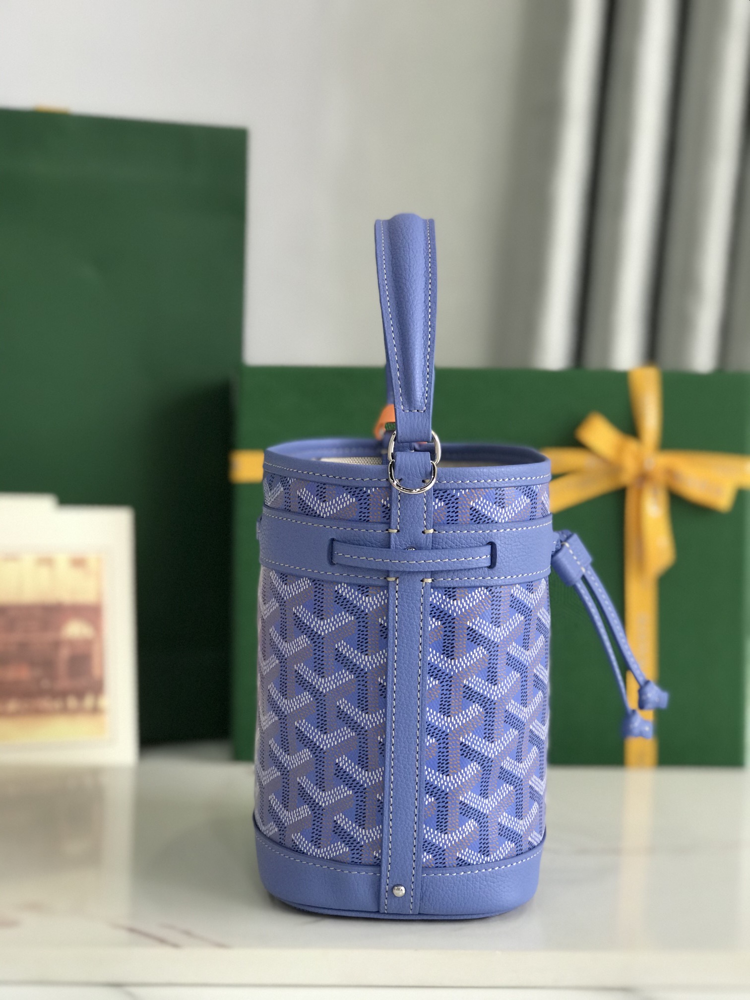    Goyard