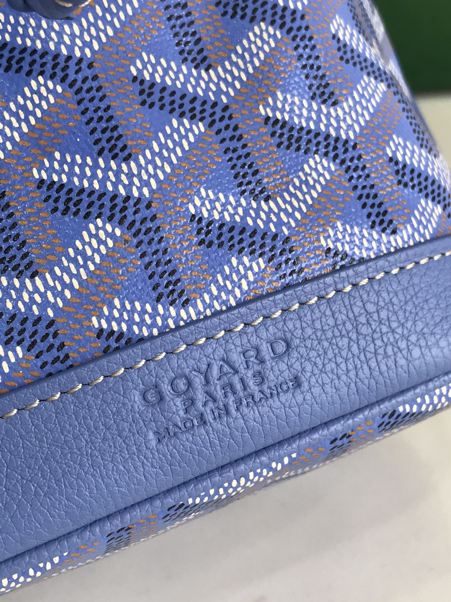    Goyard