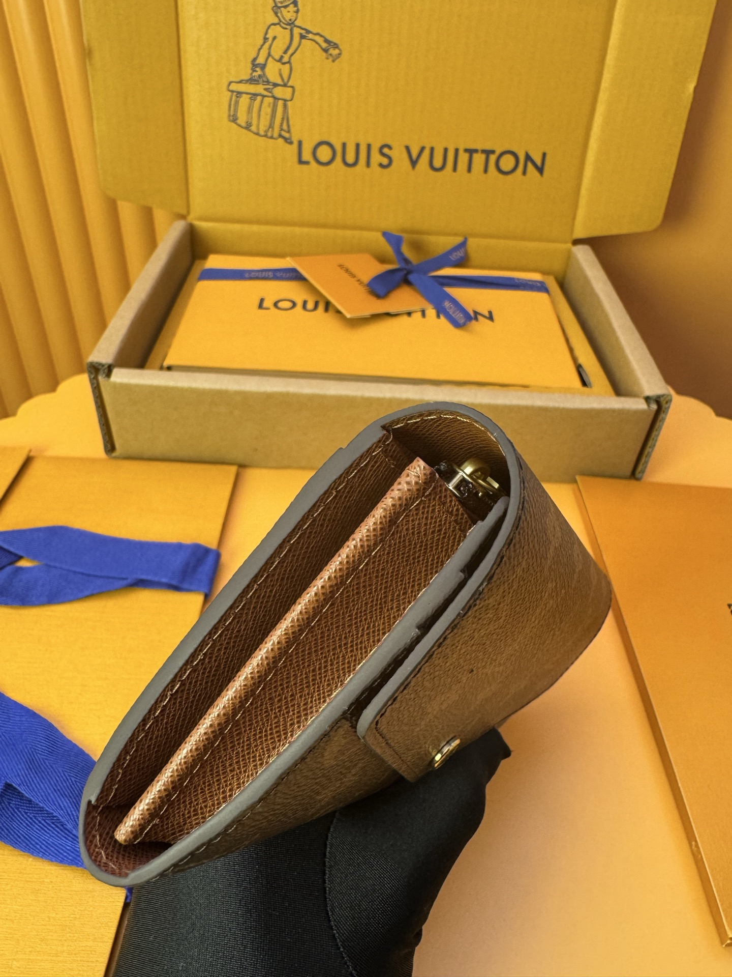 lady wallet