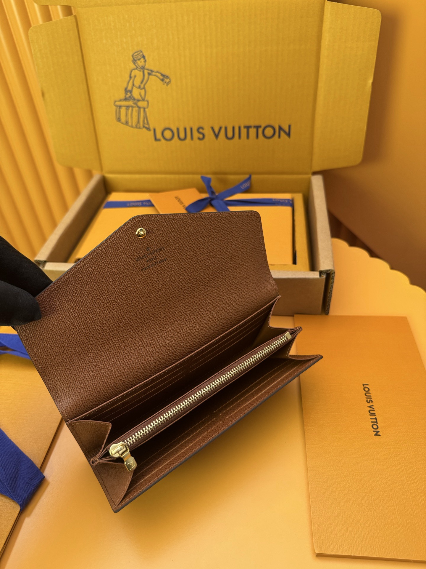 lady wallet