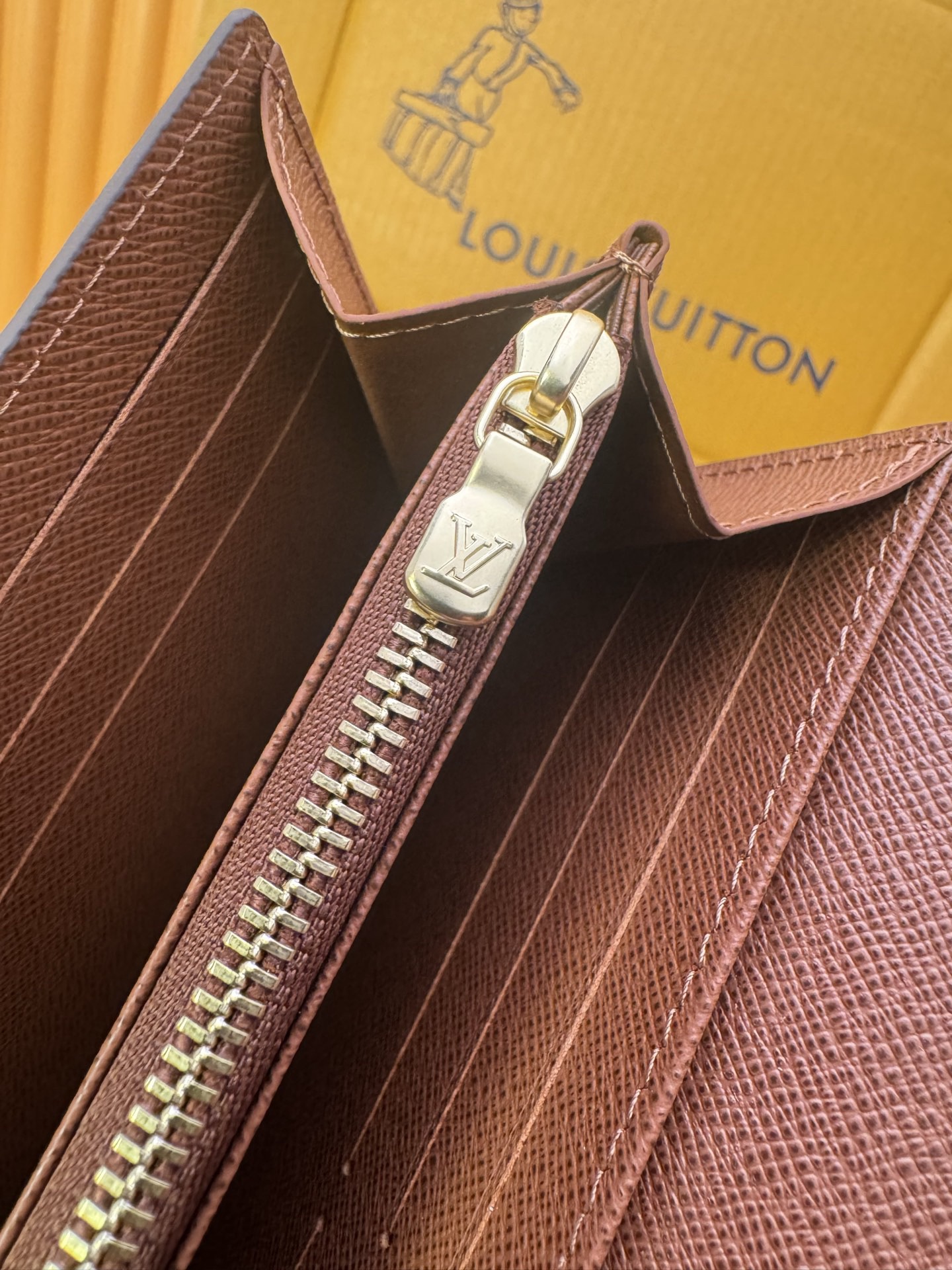 lady wallet