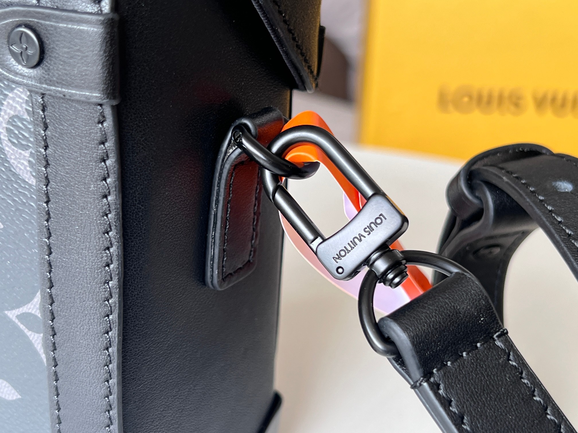  Men's bag