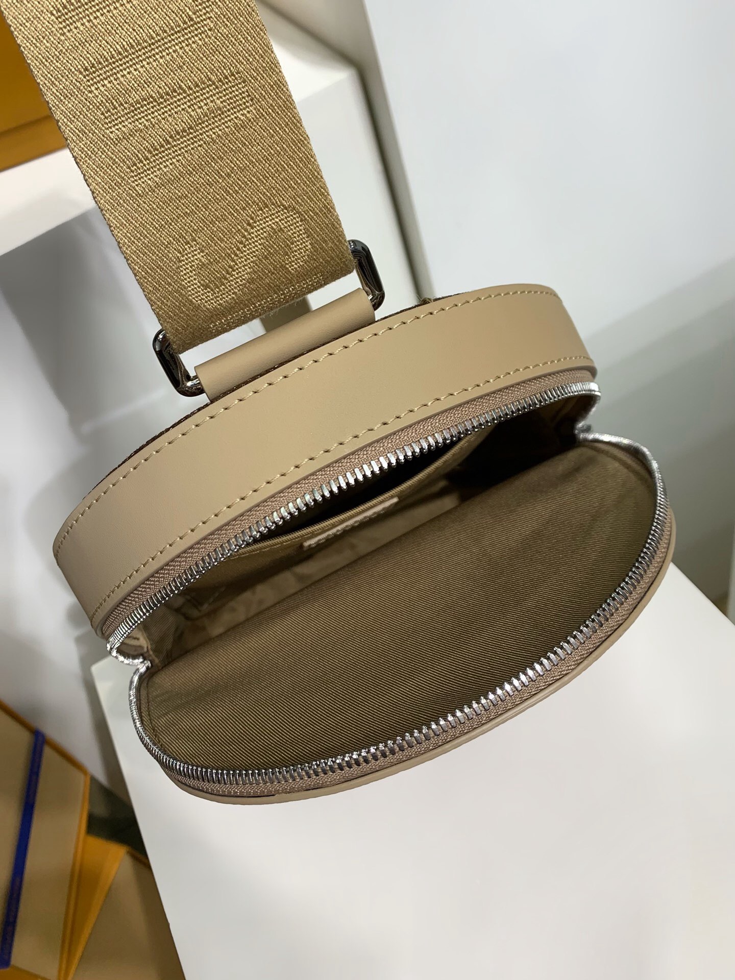 [Men's bag