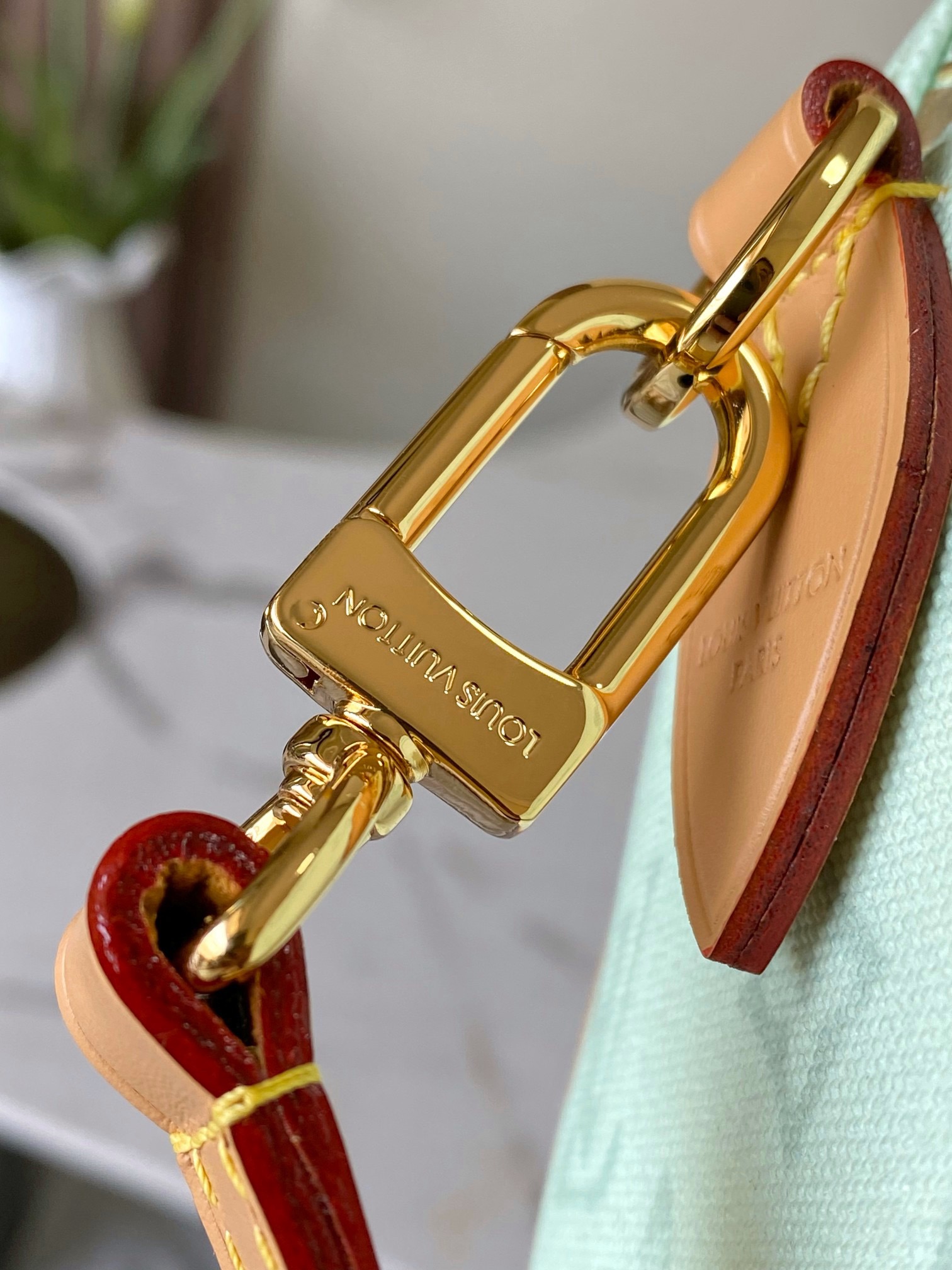 lv