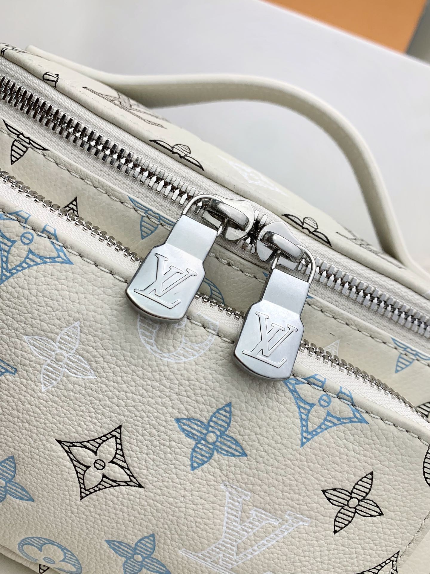  Men's bag