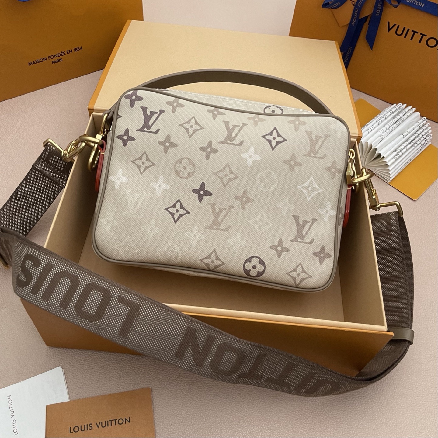  Men's bag