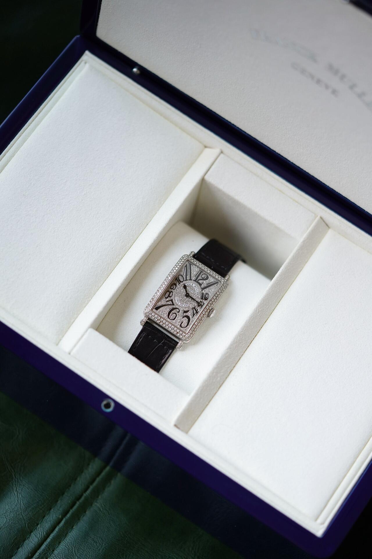 Women's watch